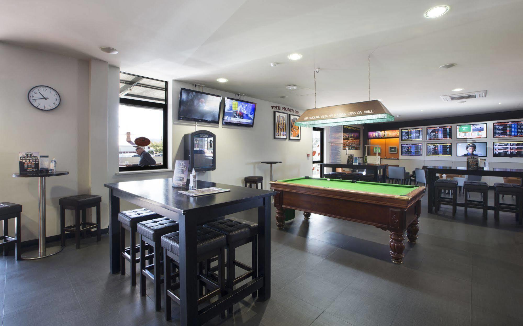 Mowbray Hotel Launceston Bagian luar foto